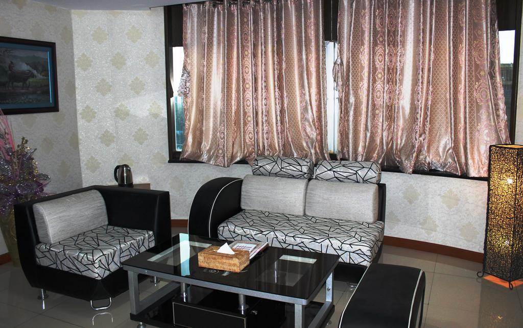 Hotel Kan Kaw Rangun Zewnętrze zdjęcie