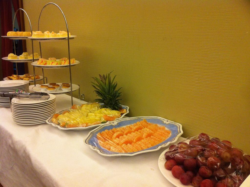 Hotel Kan Kaw Rangun Zewnętrze zdjęcie